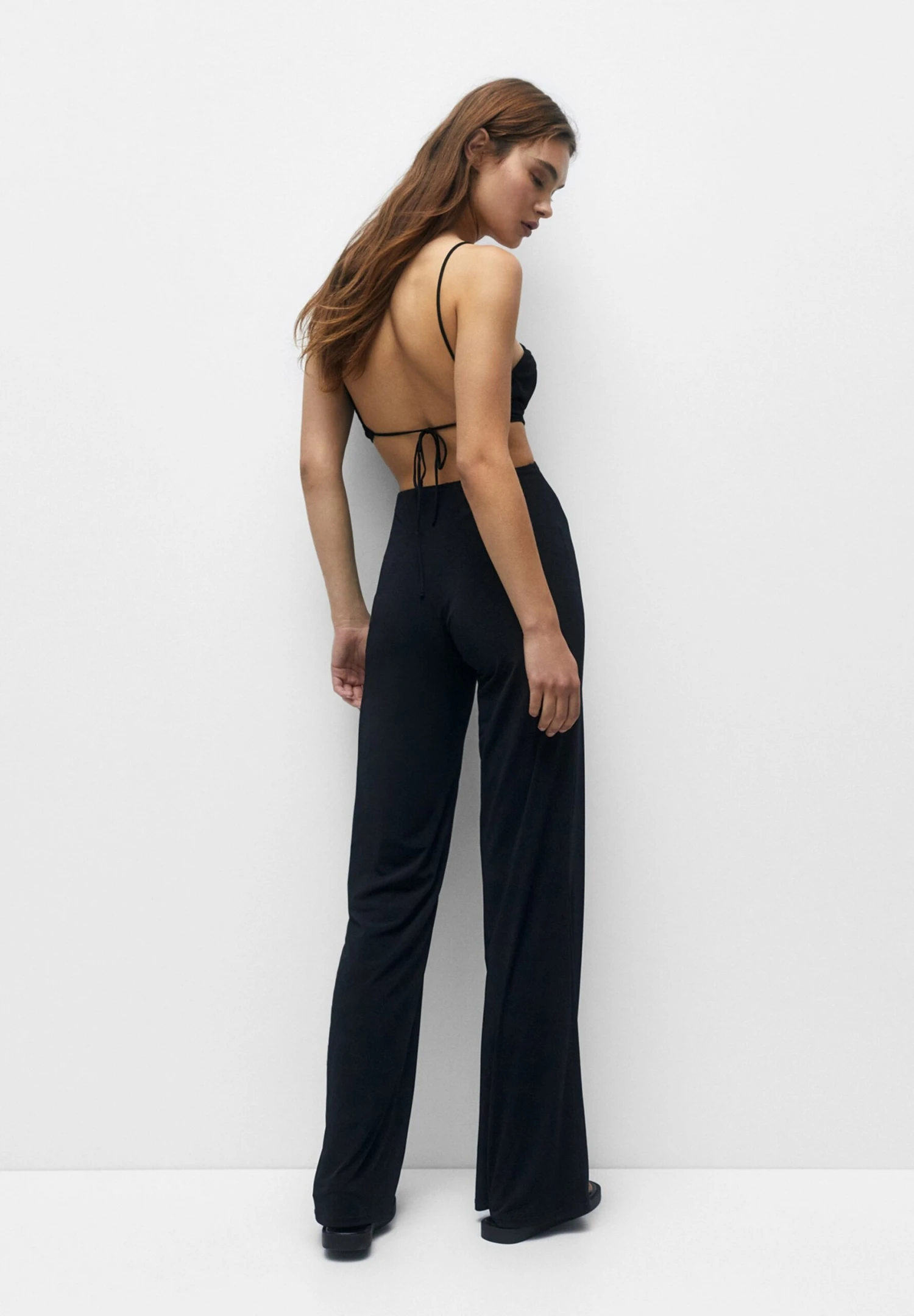 PULL & BEAR Cut-OutTuta JumpsuitBlack Donna Tute Jumpsuit PUC21T0AE-Q11 4 PULL & BEAR Cut-OutTuta JumpsuitBlack Donna Tute Jumpsuit PUC21T0AE-Q11 - immagine 2