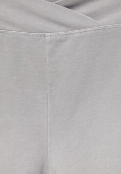 PULL & BEAR Crossover Waist - Cycling - Shorts - Grey -Pull & Bear 609de6a8ad4545f7949d8638248c53a3