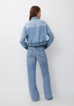 PULL & BEAR Giacca Di JeansLight Blue Denim Donna Giacche E Blazer PUC21G0IE-K11 10 PULL & BEAR Giacca Di JeansLight Blue Denim Donna Giacche E Blazer PUC21G0IE-K11 -Pull & Bear 61a9786e6e104dd6828b848992ac2f48