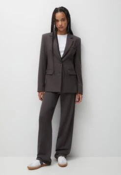 PULL & BEAR Double Breasted With Flap PocketsBlazerDark Grey Donna Giacche E Blazer PUC21G0IK-C11 9 PULL & BEAR Double Breasted With Flap PocketsBlazerDark Grey Donna Giacche E Blazer PUC21G0IK-C11 -Pull & Bear 629f32864b134403811b37c9f85c317c