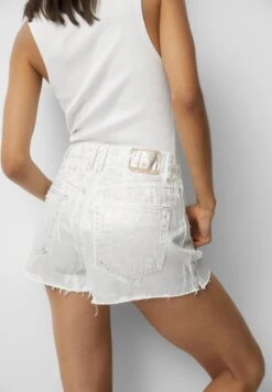 PULL & BEAR RippedShortsSilver Coloured Donna Shorts PUC21S0EE-D11 -Pull & Bear 62c33a6bca2944cab400669095bc1de7