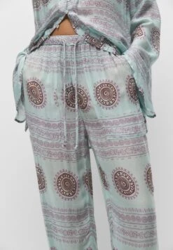 PULL & BEAR Printed-FlowingPantaloniLight Green Donna Pantaloni PUC21A0UN-M11 11 PULL & BEAR Printed-FlowingPantaloniLight Green Donna Pantaloni PUC21A0UN-M11 -Pull & Bear 6f88c5366d644cee9452088cbd42f52c