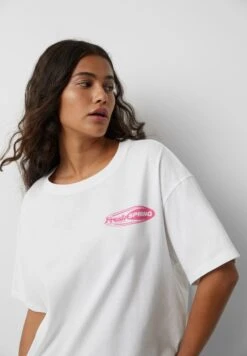 PULL & BEAR Short Sleeve T-Shirt Con StampaWhite Donna T-shirt E Top PUC21D2H4-A11 11 PULL & BEAR Short Sleeve T-Shirt Con StampaWhite Donna T-shirt E Top PUC21D2H4-A11 -Pull & Bear 703627892d6e40c8b224206736149be7