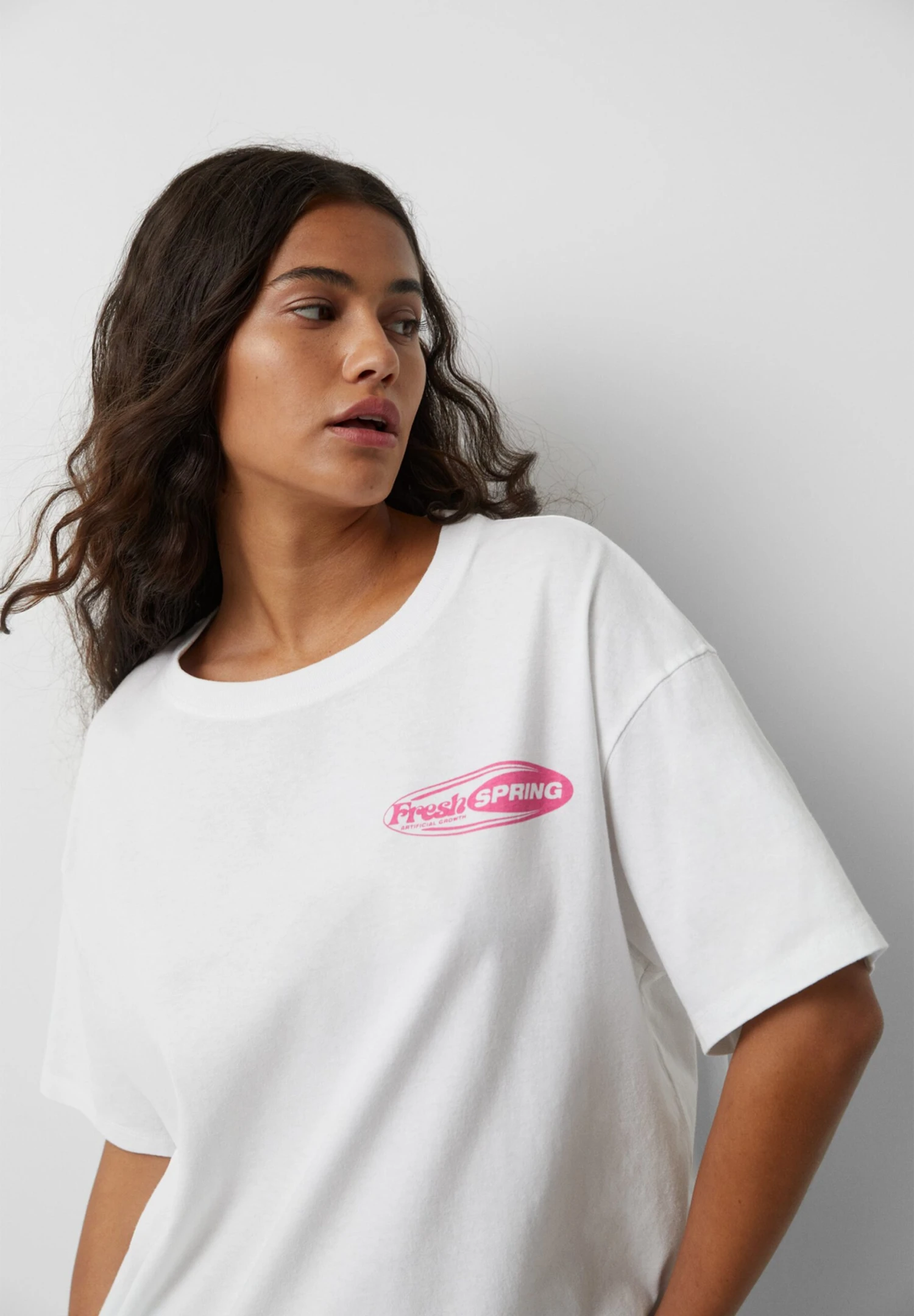 PULL & BEAR Short Sleeve T-Shirt Con StampaWhite Donna T-shirt E Top PUC21D2H4-A11 7 PULL & BEAR Short Sleeve T-Shirt Con StampaWhite Donna T-shirt E Top PUC21D2H4-A11 - immagine 5