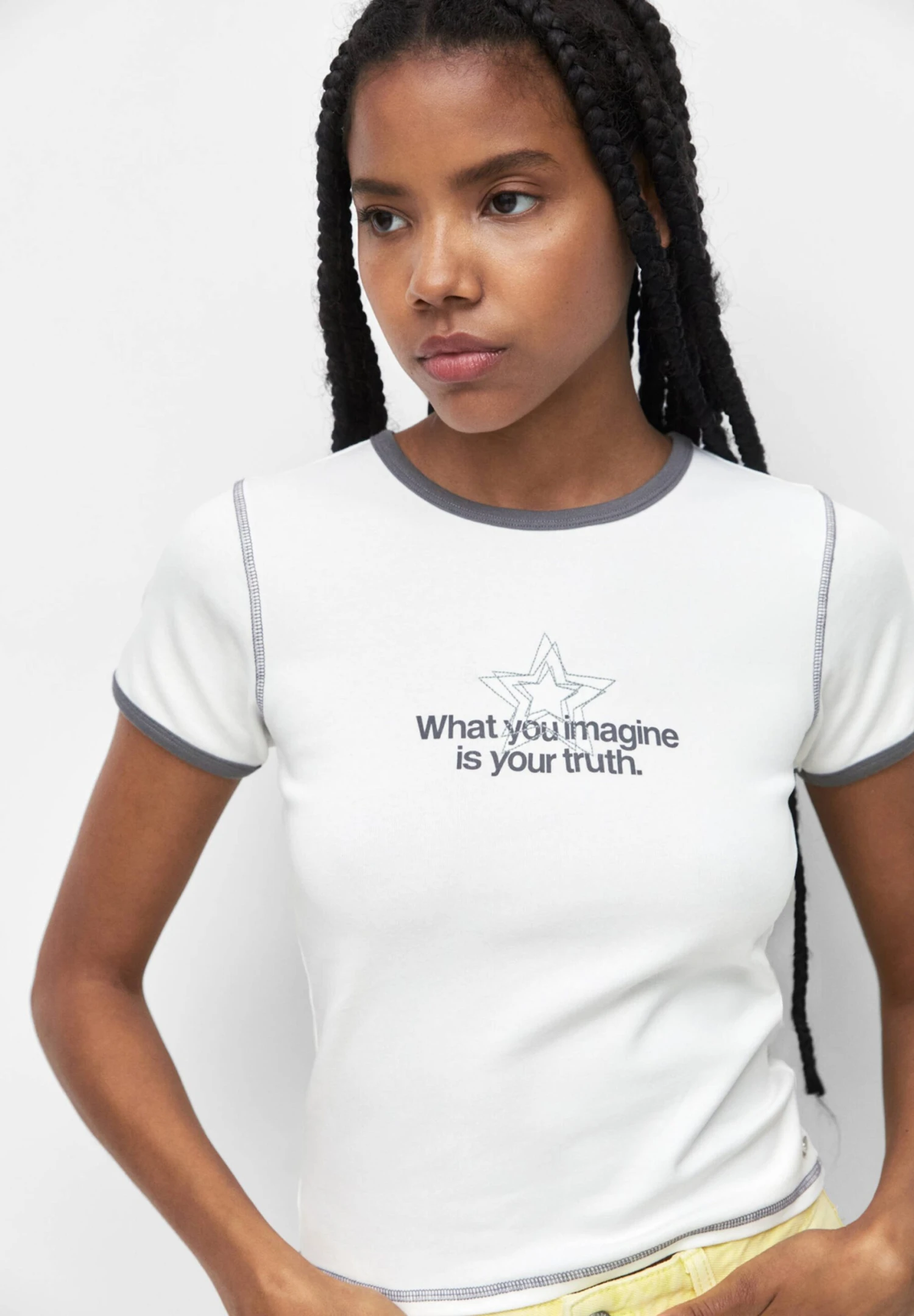 PULL & BEAR Embroidered Star T-Shirt Con StampaWhite Donna T-shirt E Top PUC21D2ET-A11 6 PULL & BEAR Embroidered Star T-Shirt Con StampaWhite Donna T-shirt E Top PUC21D2ET-A11 - immagine 4