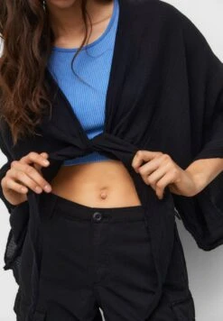 PULL & BEAR Oversize Cropped Kimono Giacca LeggeraBlack Donna Giacche E Blazer PUC21G0HW-Q11 -Pull & Bear 73e79ecffd0241abbd98f45bb6cc0edf