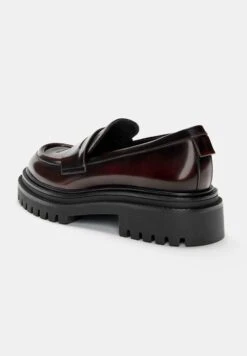 PULL & BEAR MIT PROFIL - Mocassini Eleganti - Bordeaux -Pull & Bear 7578fb46858f4bce814da74005a121a5