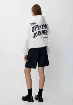 PULL & BEAR Smart Blend Bermuda With Darts - Shorts - Black -Pull & Bear 75ca4dfdafab419faa1f779490afab8a