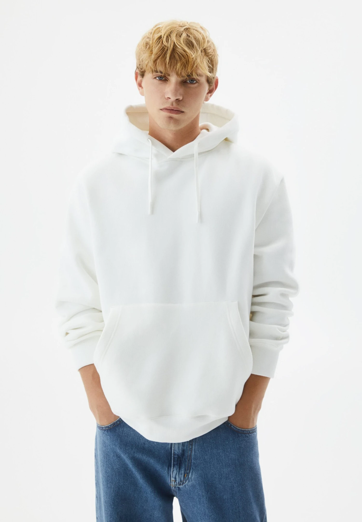 PULL & BEAR Basic ColouredFelpa Con CappuccioWhite Donna Felpe PUC21009J-A11 6 PULL & BEAR Basic ColouredFelpa Con CappuccioWhite Donna Felpe PUC21009J-A11 - immagine 4