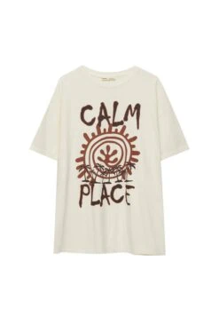 PULL & BEAR Calm PlaceT-Shirt Con StampaWhite Donna T-shirt E Top PUC21D2HT-A11 14 PULL & BEAR Calm PlaceT-Shirt Con StampaWhite Donna T-shirt E Top PUC21D2HT-A11 -Pull & Bear 778187f85392419f8e417feccd11cc81