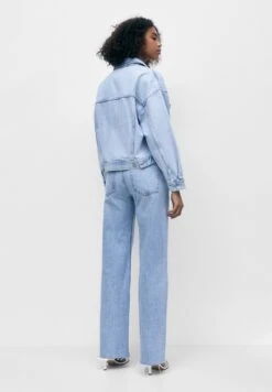PULL & BEAR Giacca Di JeansStone Blue Denim Donna Giacche E Blazer PUC21G0H5-K11 -Pull & Bear 77f24eee73e24c968d5e32d07a752300