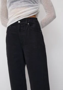 PULL & BEAR PaperbagJeans A SigarettaBlack Donna Jeans PUC21N0MN-Q11 12 PULL & BEAR PaperbagJeans A SigarettaBlack Donna Jeans PUC21N0MN-Q11 -Pull & Bear 78a0be23e1b74ac593f9db2dfea9a5cb