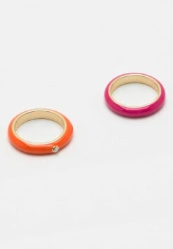 PULL & BEAR Pack Of 4 Enamelled With Flower DetailsAnelloPink Donna Gioielli PUC51L0F6-J11 -Pull & Bear 7ba67c43457740d1ac014926a21435e2