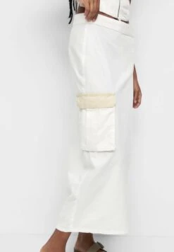 PULL & BEAR Gonna A PortafoglioBeige Donna Gonne PUC21B0JE-B11 -Pull & Bear 7d0f931a08d3417385908e714f267a5b