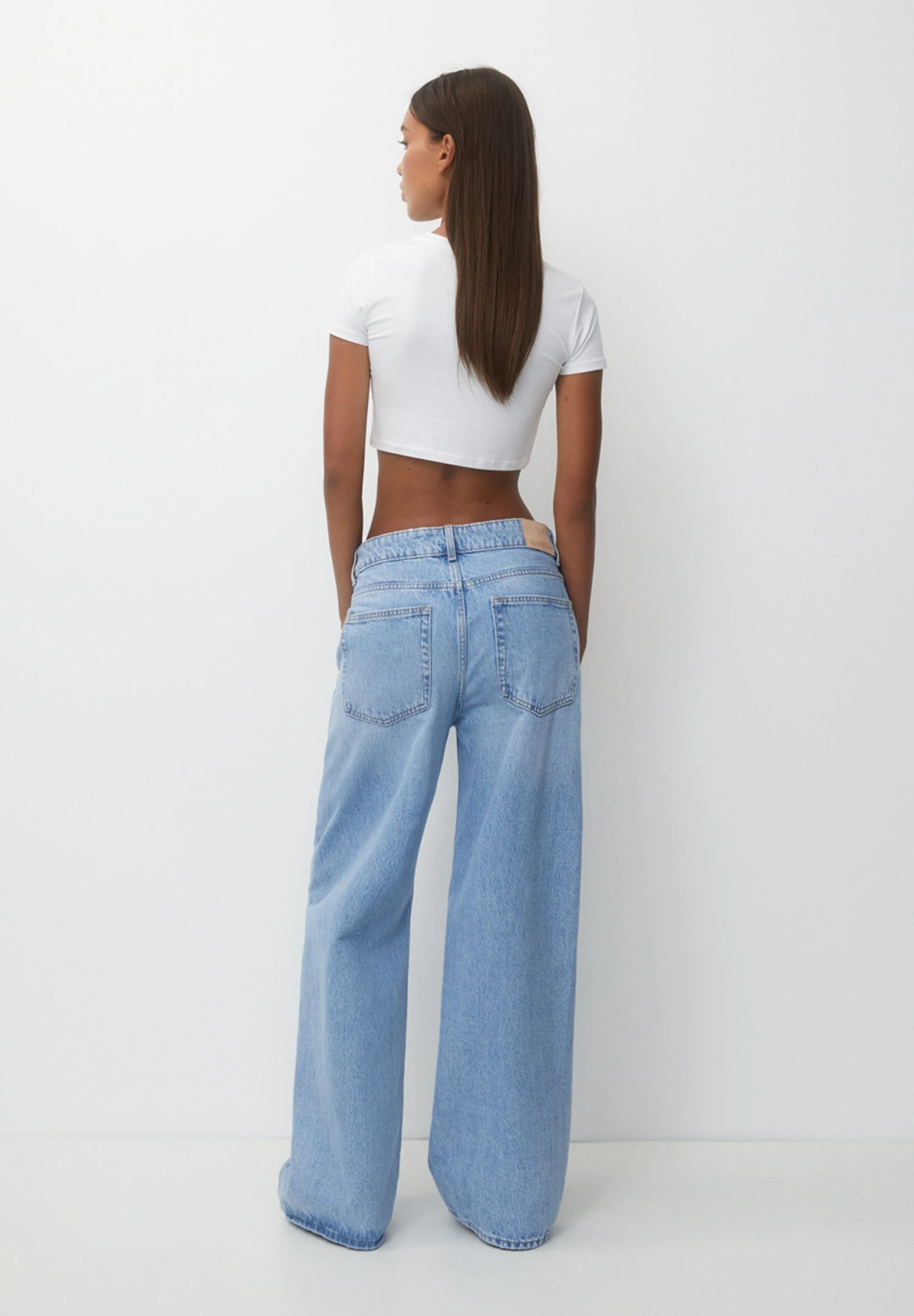 PULL & BEAR Mid-WaistJeans A SigarettaBlue Denim Donna Jeans PUC21N0MD-K11 5 PULL & BEAR Mid-WaistJeans A SigarettaBlue Denim Donna Jeans PUC21N0MD-K11 - immagine 3