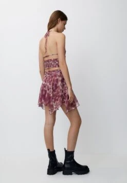 PULL & BEAR Gonna A Campana - Red -Pull & Bear 7f8b767e976b4ae387b4d9b5784760dc