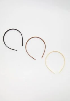 PULL & BEAR 3-Pack Of Rigid-HeadbandsAccessori CapelliKhaki Donna Gioielli PUC51L0H5-N11 -Pull & Bear 7f9377d28fc24f6e88e315d0935c4c2d