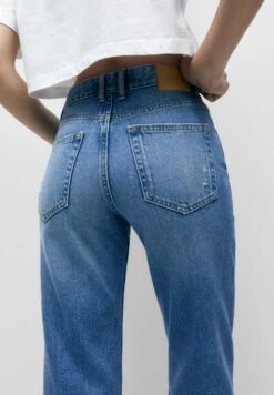 PULL & BEAR Mid Waist FadedJeans A SigarettaBlue Denim Donna Jeans PUC21N0KX-K12 -Pull & Bear 84da351d2764481eae9eddc3f8252b38
