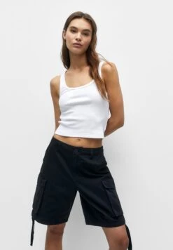 PULL & BEAR Bermuda ShortsBlack Donna Shorts PUC21S0DB-Q11