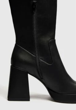 PULL & BEAR Stivali Con I TacchiBlack Donna Stivali PUC11A0JM-Q11 -Pull & Bear 8950cdc3518f48de9bf2da630a34c848