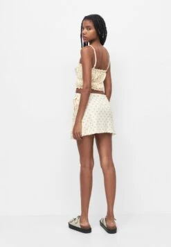 PULL & BEAR Mini Flowers LacingGonna A CampanaBeige Donna Gonne PUC21B0JA-B11 -Pull & Bear 8aa0caafea534e6193e0def8b3bd6e07