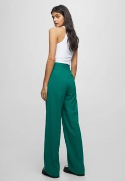 PULL & BEAR With DartsPantaloniLight Green Donna Pantaloni PUC21A0OF-M12 -Pull & Bear 8b7bcbd1f99342c98b06603d2644d1cd