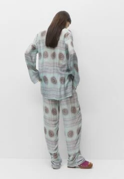 PULL & BEAR Printed-FlowingPantaloniLight Green Donna Pantaloni PUC21A0UN-M11 10 PULL & BEAR Printed-FlowingPantaloniLight Green Donna Pantaloni PUC21A0UN-M11 -Pull & Bear 8bcdaa8a03e04e1fa769c9f143c1ce47