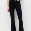 PULL & BEAR High-Waist - Jeans A Zampa - Black