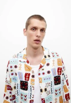 PULL & BEAR Print Short SleeveCamiciaWhite Donna Camicie E Bluse PUC210099-A11 -Pull & Bear 93f45c16a909478b9f885f15ea192f98