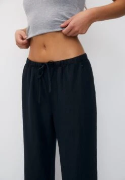 PULL & BEAR Flowing FadedPantaloniBlack Donna Pantaloni PUC21A0U3-Q11 -Pull & Bear 9ae994795e7e4d87b63b7f525dd4c6f4