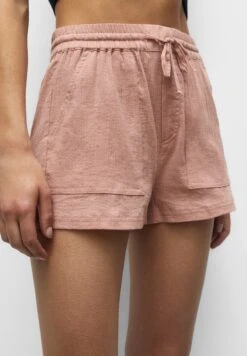 PULL & BEAR Flowing With Pockets - Shorts - Pink -Pull & Bear 9d3d3f8577b546bcbd60b426edbe8668