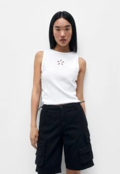 PULL & BEAR Bermuda With Multiple PocketsShortsBlack Donna Shorts PUC21S0DX-Q11