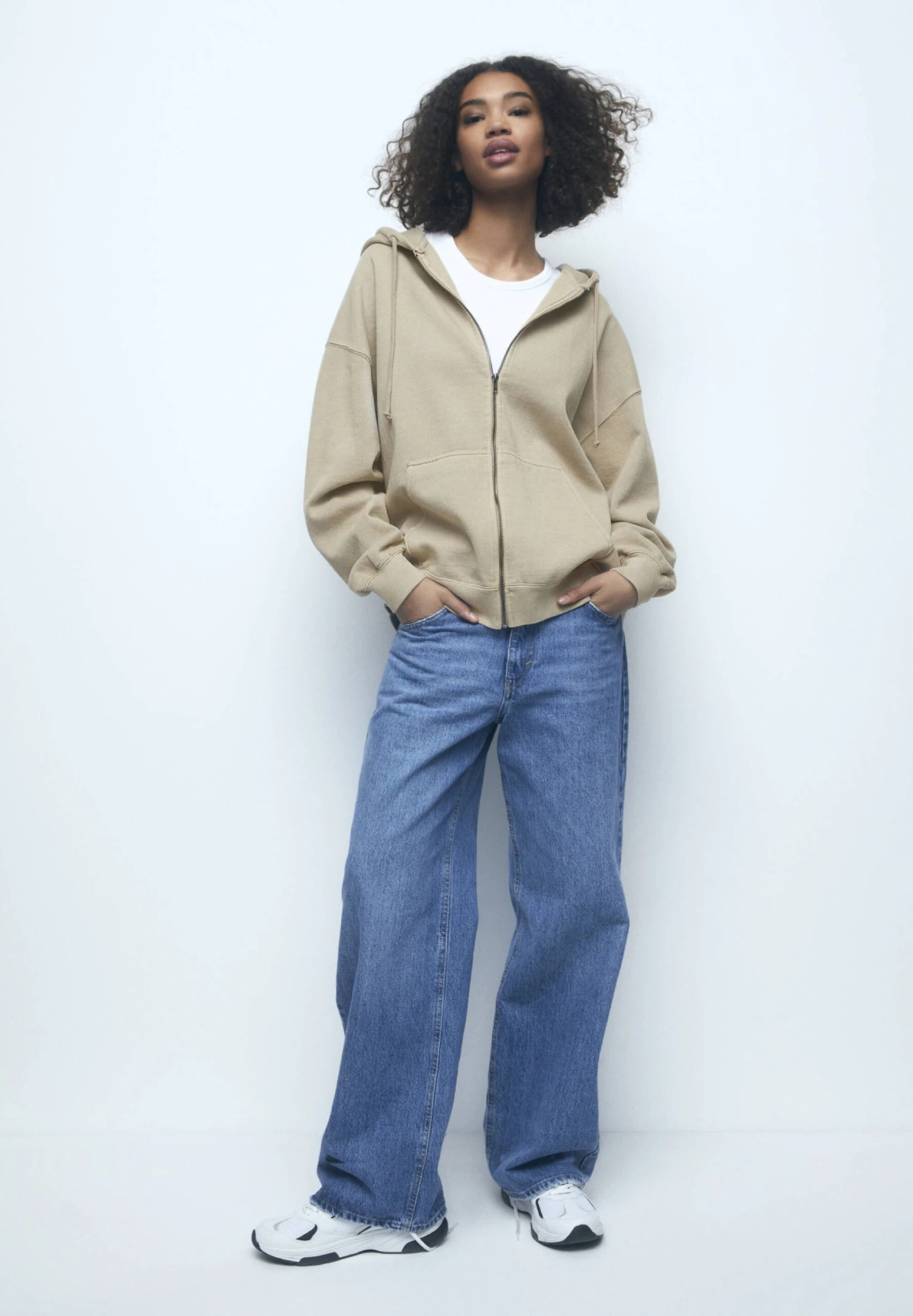PULL & BEAR Basic Oversize Felpa Con ZipCamel Donna Felpe PUC21J0VY-B11 4 PULL & BEAR Basic Oversize Felpa Con ZipCamel Donna Felpe PUC21J0VY-B11 - immagine 2