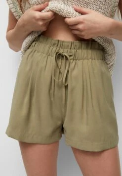 PULL & BEAR Basic Bermuda - Shorts - Khaki -Pull & Bear a0d8cbb82b914eacac22ed888e495fa5