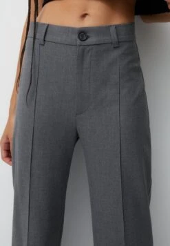 PULL & BEAR With Seam DetailPantaloniLight Grey Donna Pantaloni PUC21A0LL-C11 12 PULL & BEAR With Seam DetailPantaloniLight Grey Donna Pantaloni PUC21A0LL-C11 -Pull & Bear a15db1e87edc4e6d84a1ce1ce3a88a38
