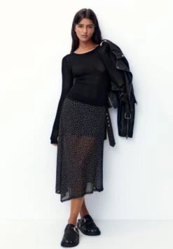 PULL & BEAR Wide Neck MaglioneBlack Donna Maglieria PUC21I0OX-Q11 13 PULL & BEAR Wide Neck MaglioneBlack Donna Maglieria PUC21I0OX-Q11 -Pull & Bear a1fa5851729f4bff91faadb52f436a6d