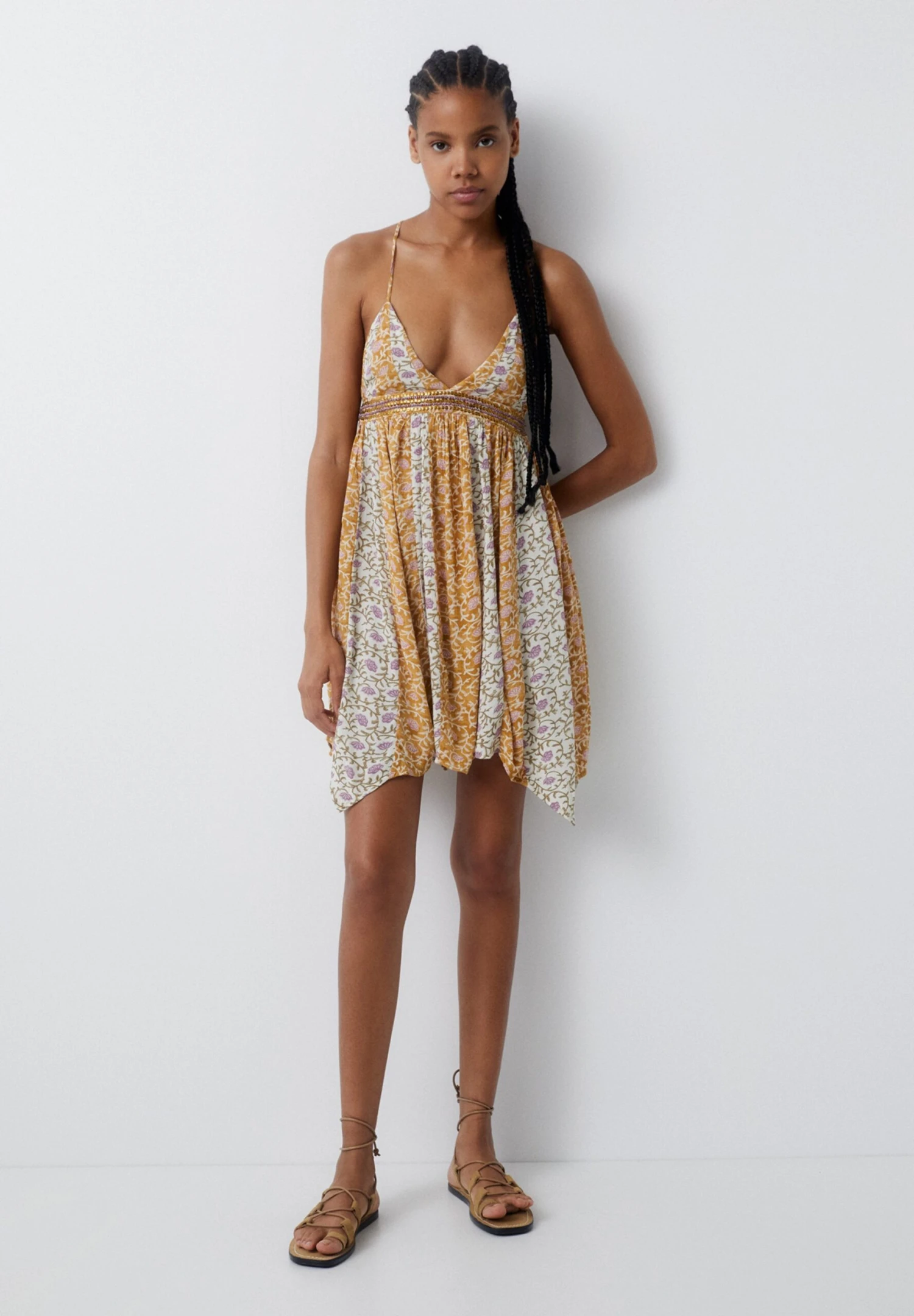 PULL & BEAR Short StrappyVestito EstivoOchre Donna Vestiti PUC21C14R-O11 4 PULL & BEAR Short StrappyVestito EstivoOchre Donna Vestiti PUC21C14R-O11 - immagine 2