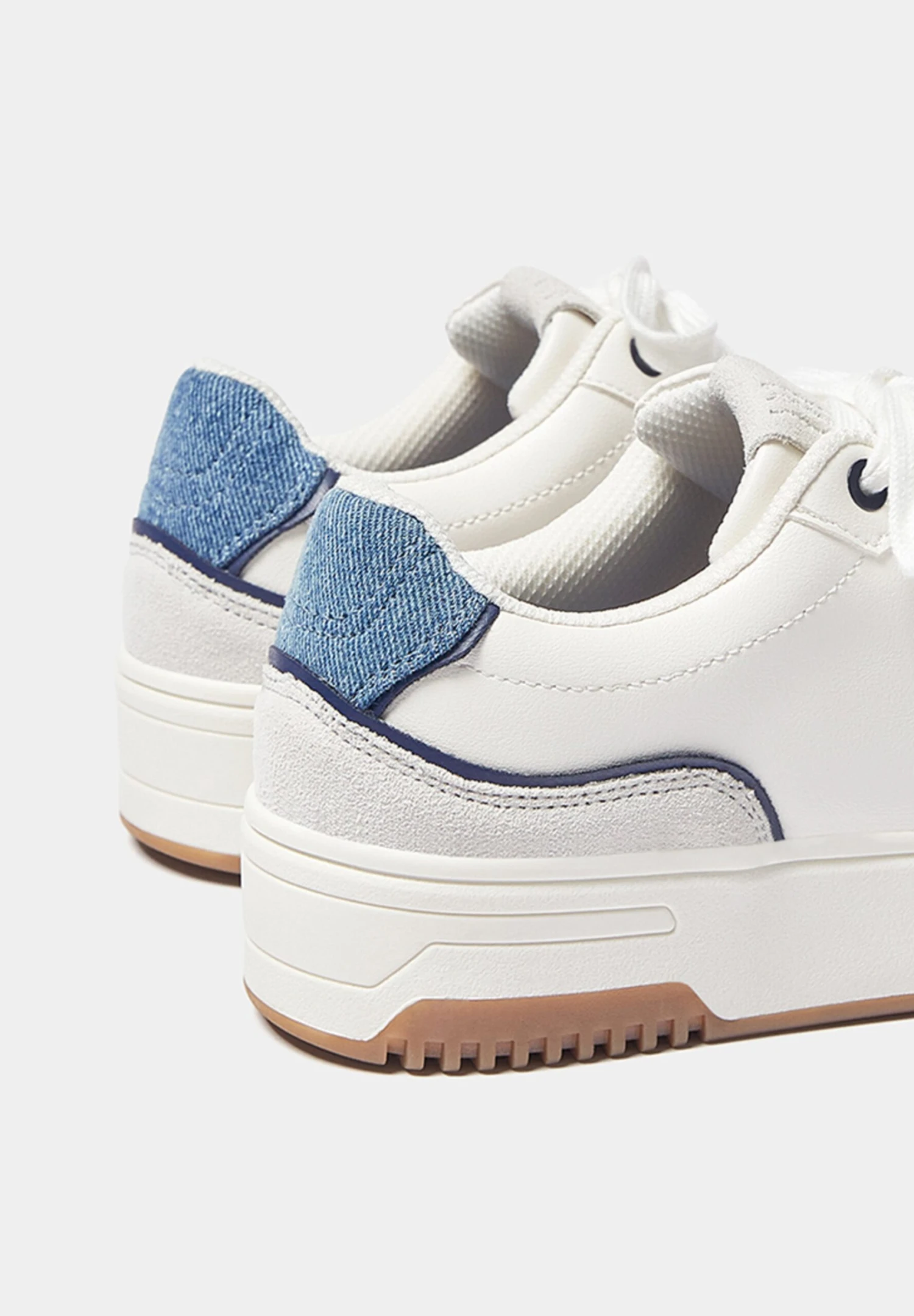 PULL & BEAR ChunkySneakers BasseBlue Denim Donna Sneakers PUC11A0LY-K11 6 PULL & BEAR ChunkySneakers BasseBlue Denim Donna Sneakers PUC11A0LY-K11 - immagine 4