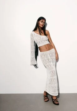 PULL & BEAR Crochet MidiGonna A TubinoBeige Donna Gonne PUC21B0J9-B11 -Pull & Bear a49d63baca2949489ed95df4af2c1bd8