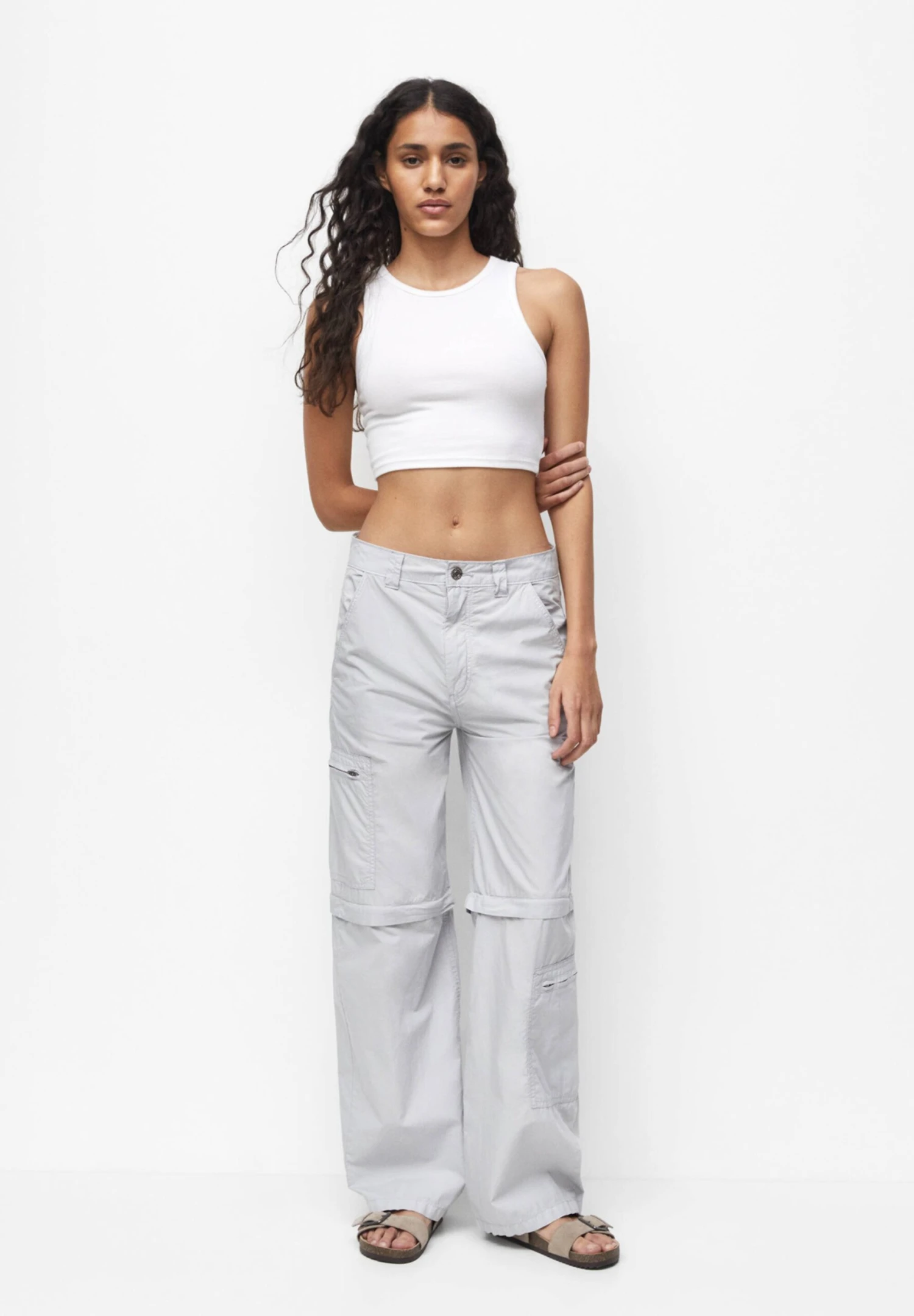 PULL & BEAR With Removable LegsPantaloniLight Grey Donna Pantaloni PUC21A0U7-C11 4 PULL & BEAR With Removable LegsPantaloniLight Grey Donna Pantaloni PUC21A0U7-C11 - immagine 2