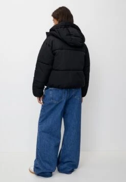 PULL & BEAR CroppedGiacca InvernaleBlack Donna Giacche E Blazer PUC21U0G6-Q11 10 PULL & BEAR CroppedGiacca InvernaleBlack Donna Giacche E Blazer PUC21U0G6-Q11 -Pull & Bear a9c91f63058b4ee5bf904cd11b96da15