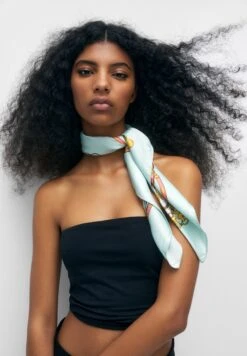 PULL & BEAR ChainSciarpaLight Green Donna Sciarpe PUC51G054-M11