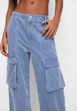 PULL & BEAR Striped Pantaloni CargoBlue Donna Pantaloni PUC21A0U2-K11 12 PULL & BEAR Striped Pantaloni CargoBlue Donna Pantaloni PUC21A0U2-K11 -Pull & Bear b0af06a2b62242418ebb3bc068aa4ad0