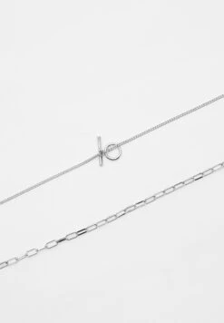 PULL & BEAR Toned Triple-StrandCollanaSilver Coloured Donna Gioielli PUC51L0FV-D11 -Pull & Bear b3cf50c56e0d463a9b49be120782a4c2