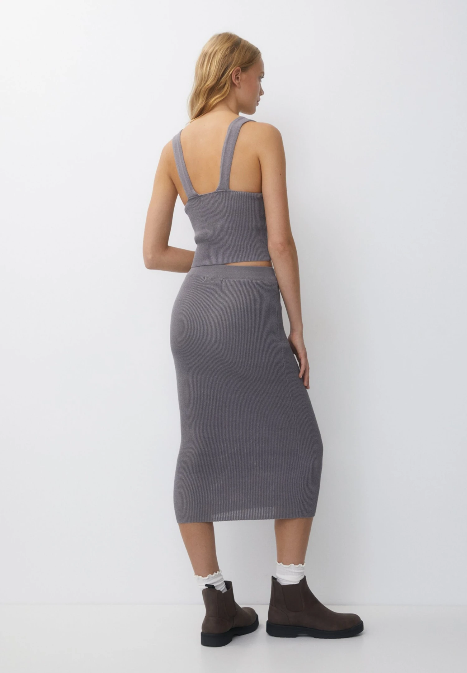 PULL & BEAR Midi- Gonna A Tubino - Dark Grey 5 PULL & BEAR Midi- Gonna A Tubino - Dark Grey - immagine 3