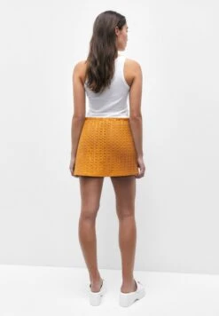 PULL & BEAR Sequinned Crochet Gonna A CampanaMustard Yellow Donna Gonne PUC21B0JK-E11 -Pull & Bear b62c127791b94a2fbd631a67d10883d6