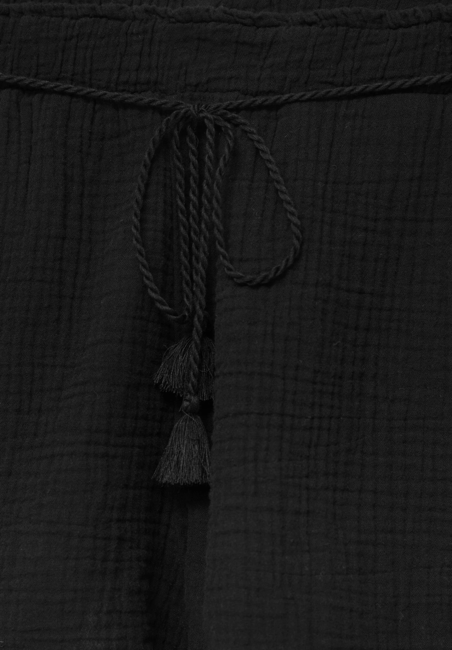 PULL & BEAR Flowing ShortsBlack Donna Shorts PUC21S0EH-Q11 8 PULL & BEAR Flowing ShortsBlack Donna Shorts PUC21S0EH-Q11 - immagine 6