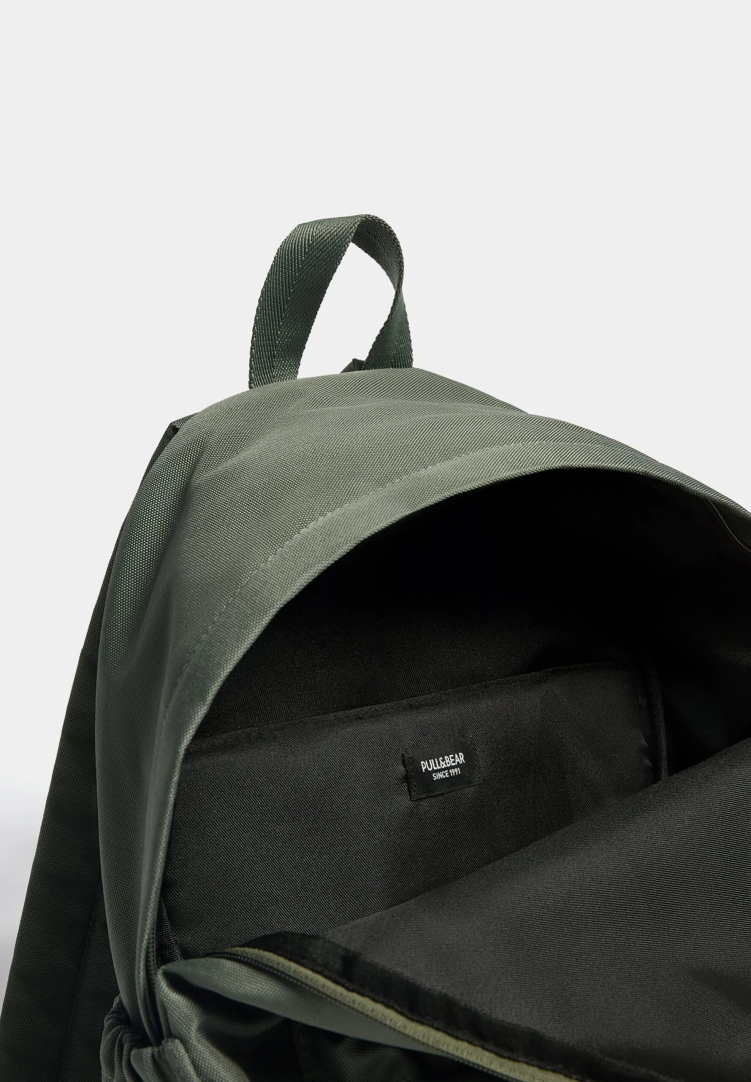 PULL & BEAR BasicZainoGreen Donna Borse PUC51Q03Z-C11 4 PULL & BEAR BasicZainoGreen Donna Borse PUC51Q03Z-C11 - immagine 2