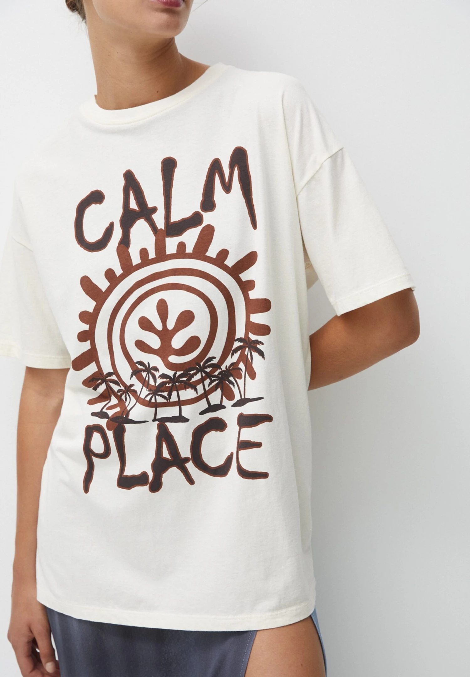 PULL & BEAR Calm PlaceT-Shirt Con StampaWhite Donna T-shirt E Top PUC21D2HT-A11 6 PULL & BEAR Calm PlaceT-Shirt Con StampaWhite Donna T-shirt E Top PUC21D2HT-A11 - immagine 4