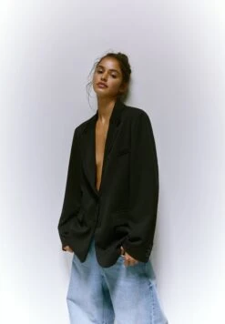 PULL & BEAR Basic Double-Breasted ButtonedBlazerBlack Donna Giacche E Blazer PUC21G0IH-Q11 -Pull & Bear b7ef8ac96c1747c69aa7b948cc06b7f0